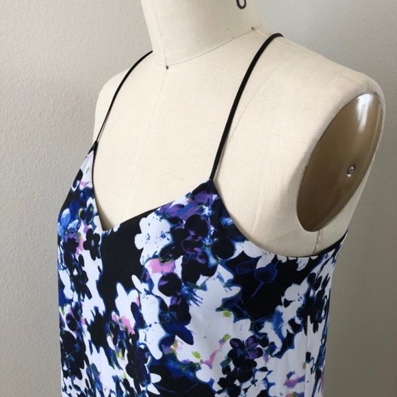 Express Black Blue White Floral Reversible Top, Small - Picture 2 of 7